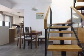 現(xiàn)代風格復(fù)式餐廳裝修效果圖