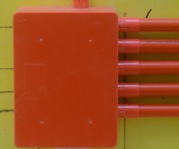 為何過(guò)線盒不可或缺？解析電氣系統(tǒng)中的 “隱形守護(hù)者”