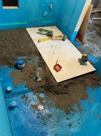 衛(wèi)生間地磚薄貼法，杜絕返潮和異味